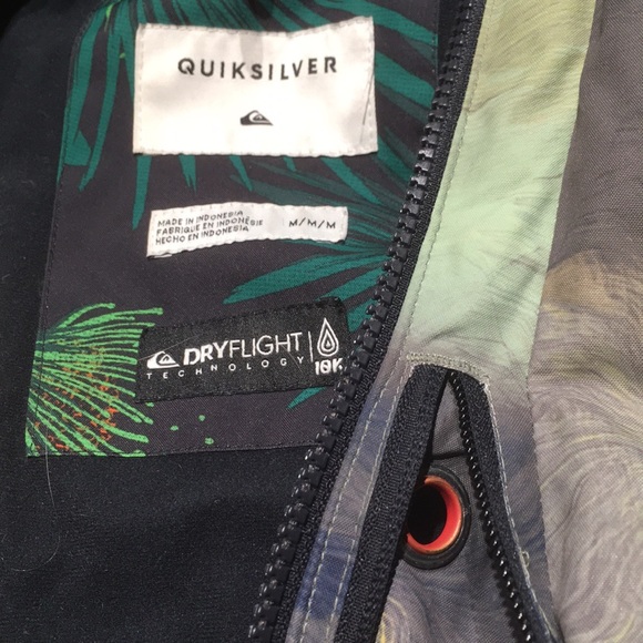 Quicksilver Dry Flight Ski/Snowboard Jacket - Picture 4 of 8